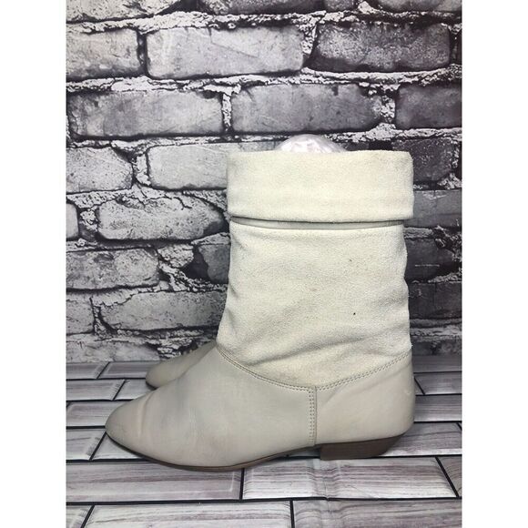 tarantino’s Ivory Suede Leather Ankle Heel Boots Women Sz 7M US/38EU - Picture 13 of 16